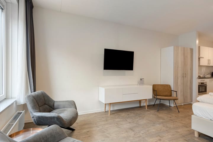 Foto 16 van Smidsstraat 13-C