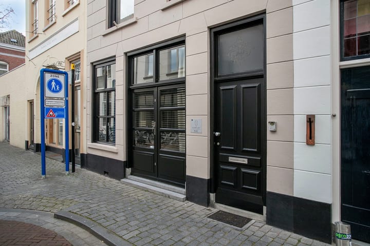 Photo 6 of Blauwehandstraat 5-A