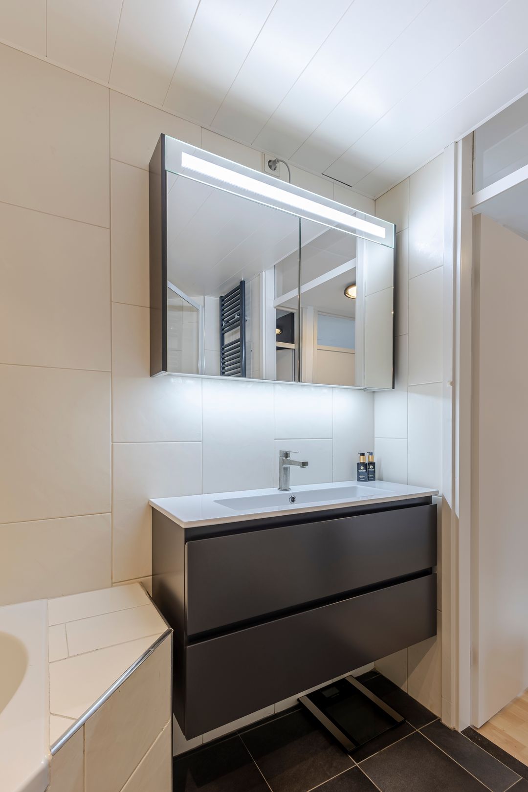 Foto 23 van Van den Boetzelaerlaan 47