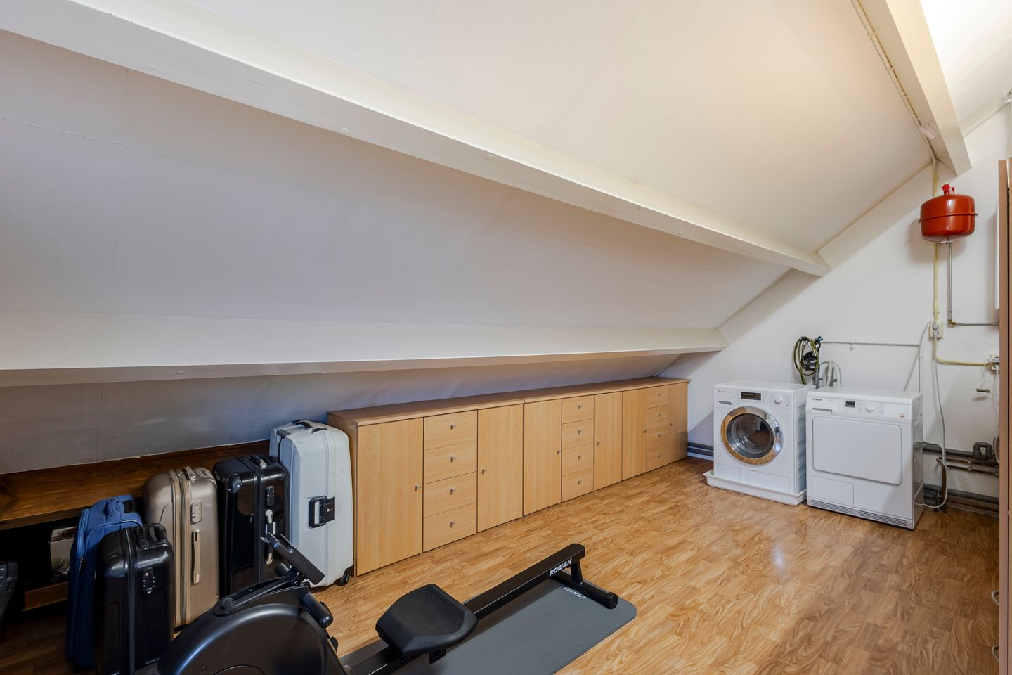 Foto 25 van Van den Boetzelaerlaan 47