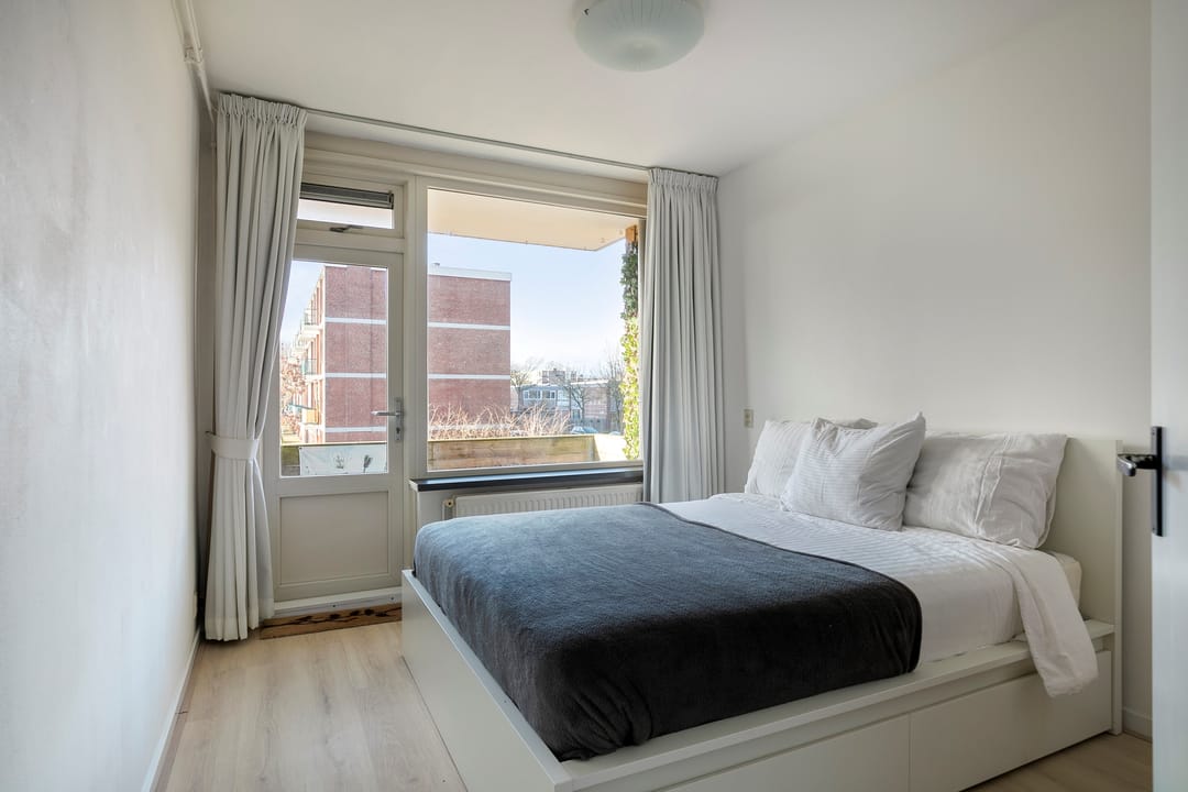 Photo 22 of Bachstraat 268