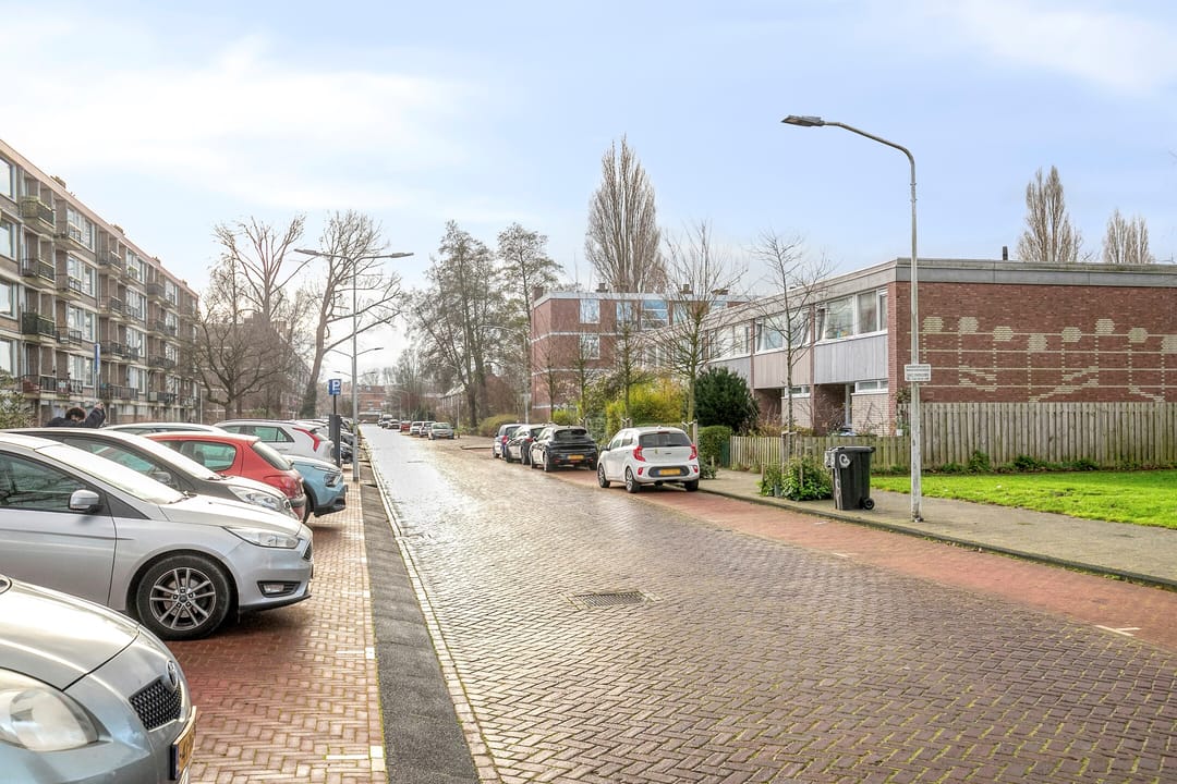 Photo 32 of Bachstraat 268