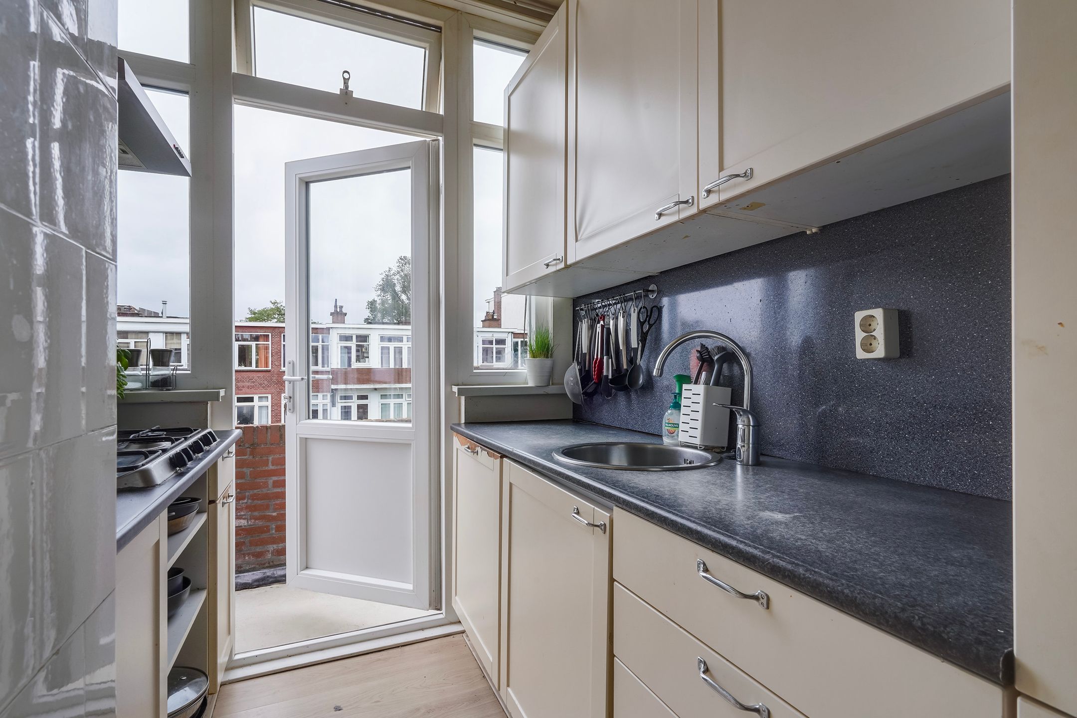 Foto 24 van Perenstraat 188