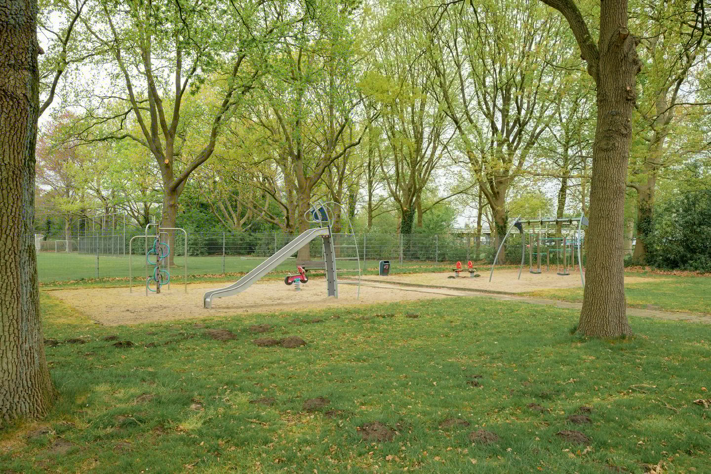 Foto 49 van Valkenierslaan 344