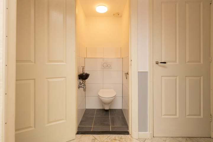 Foto 11 van Weimarstraat 388