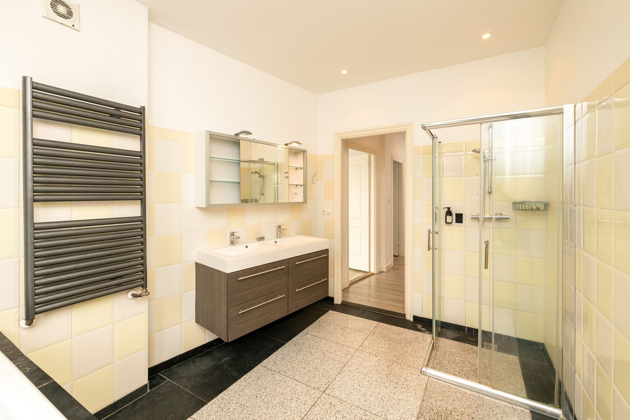 Foto 36 van Weimarstraat 388