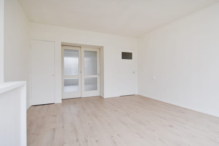 Photo 7 of Barnsteenhorst 270