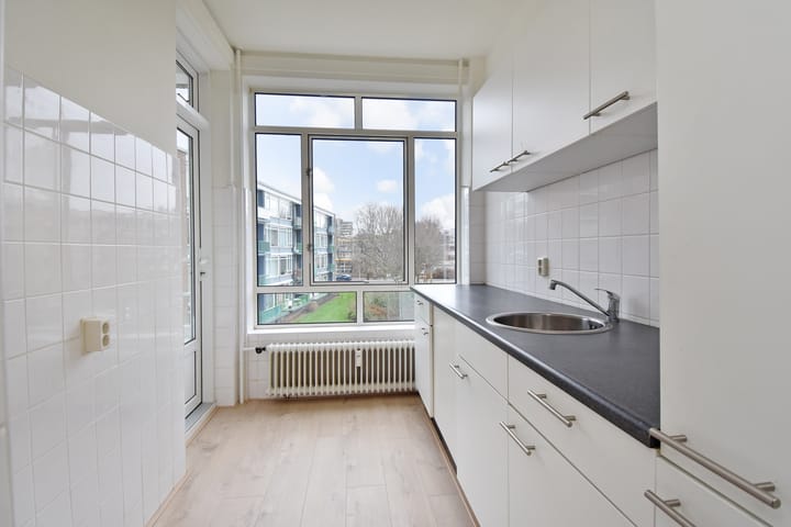 Photo 14 of Barnsteenhorst 270