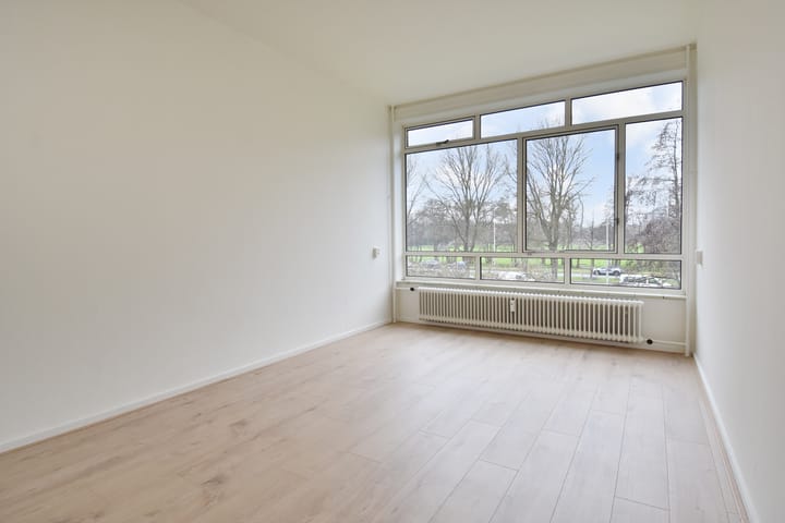 Photo 16 of Barnsteenhorst 270