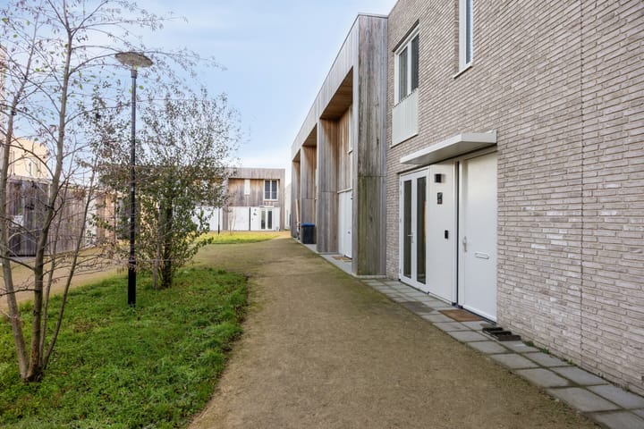 Foto 10 van Grasbloem 8-C