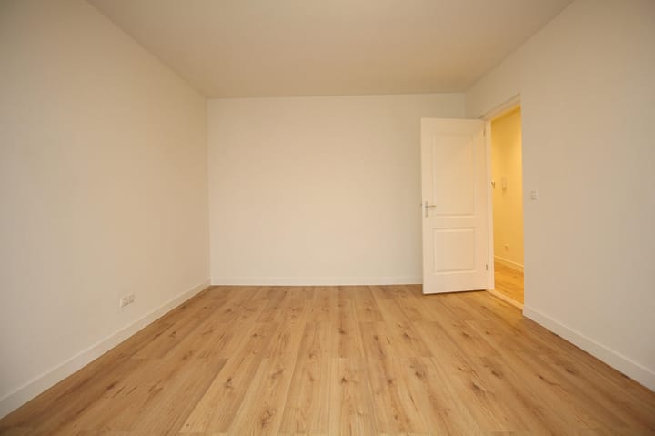 Foto 8 van Schieweg 242-A02