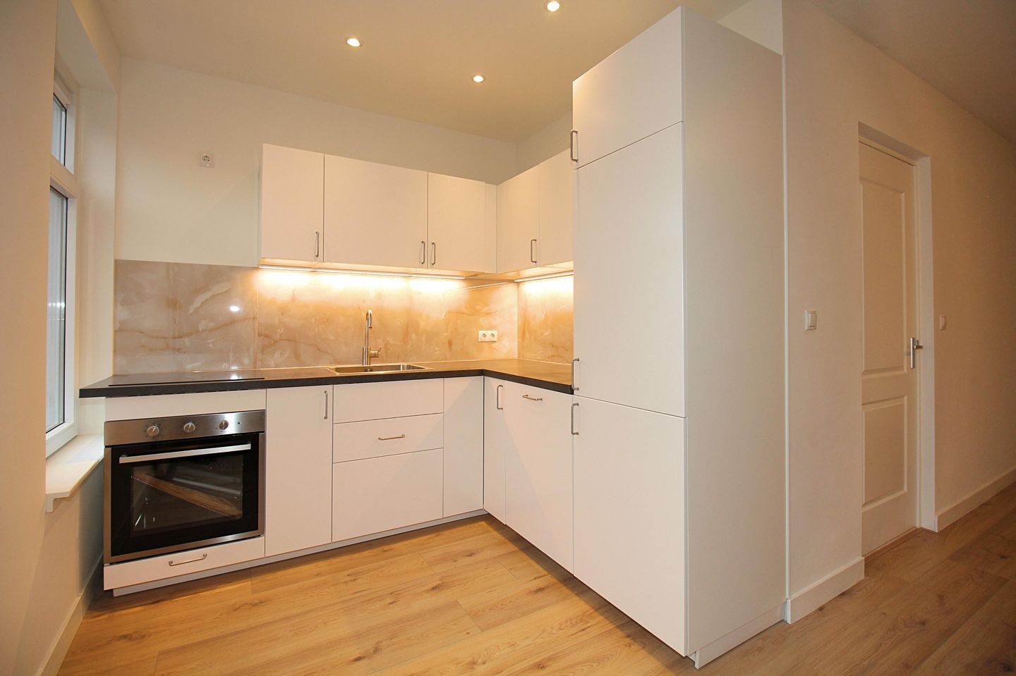 Foto 1 van Schieweg 242-A02