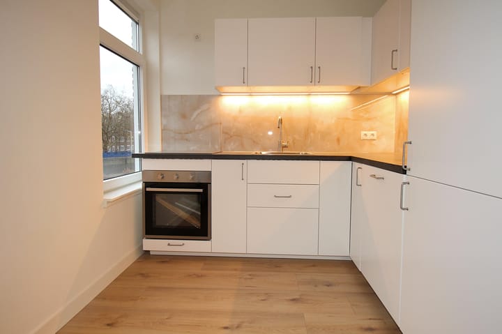 Foto 5 van Schieweg 242-A02