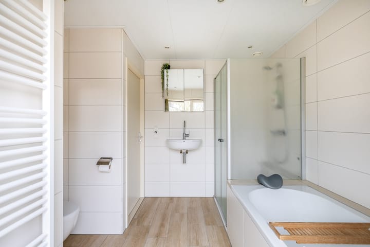 Photo 23 of Breenstraat 41