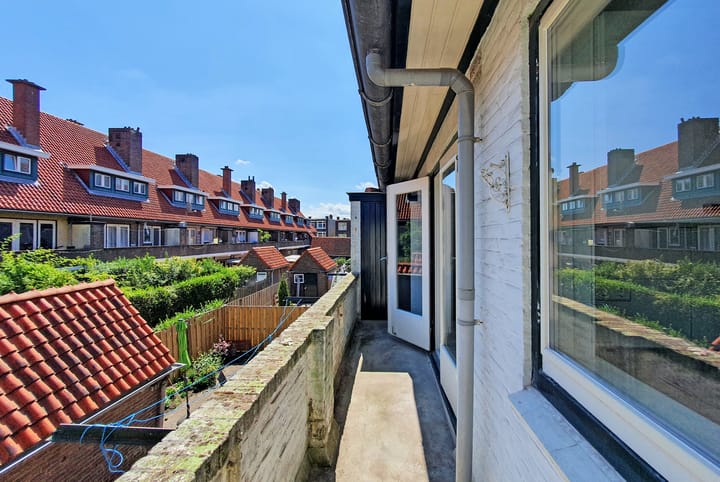 Photo 18 of Celsiusstraat 27