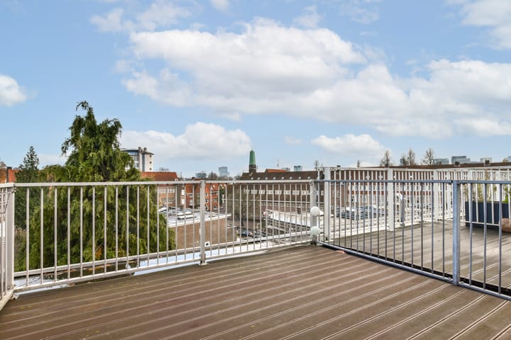 Photo 22 of Beethovenstraat 3-A2