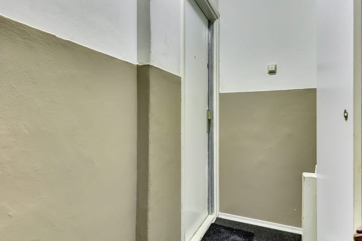 Photo 20 of Esmoreitstraat 23-2