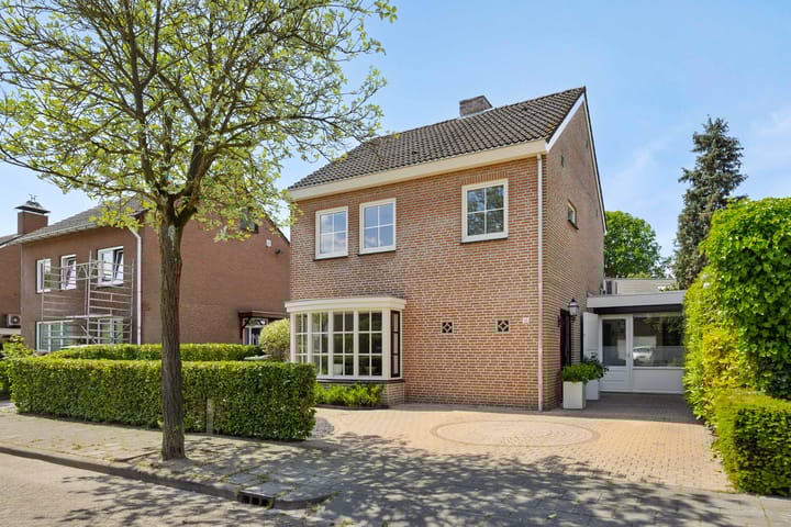 Barthold van Heesselstraat 16