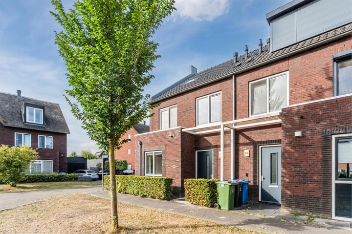 Foto 3 van Hermelijnzoom 16