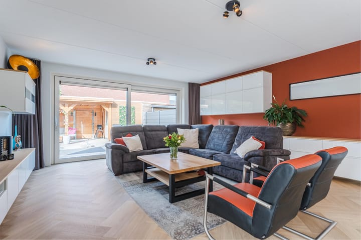 Foto 13 van Hermelijnzoom 16