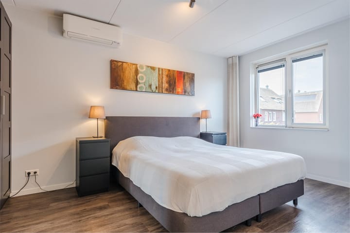 Foto 25 van Hermelijnzoom 16