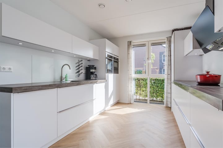 Foto 17 van Hermelijnzoom 16