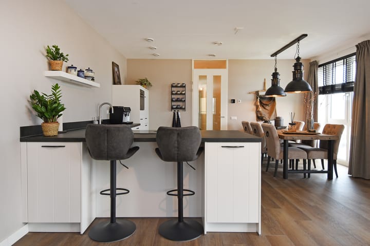 Photo 4 of Heemraadstraat 116