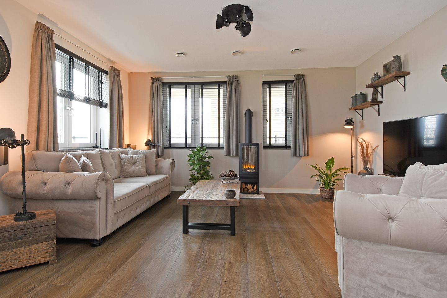 Photo 10 of Heemraadstraat 116