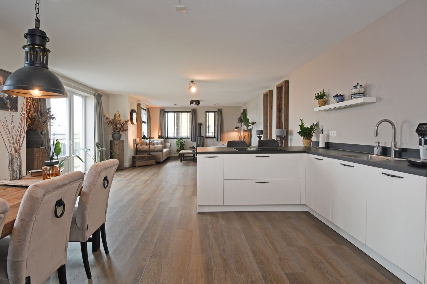 Photo 20 of Heemraadstraat 116