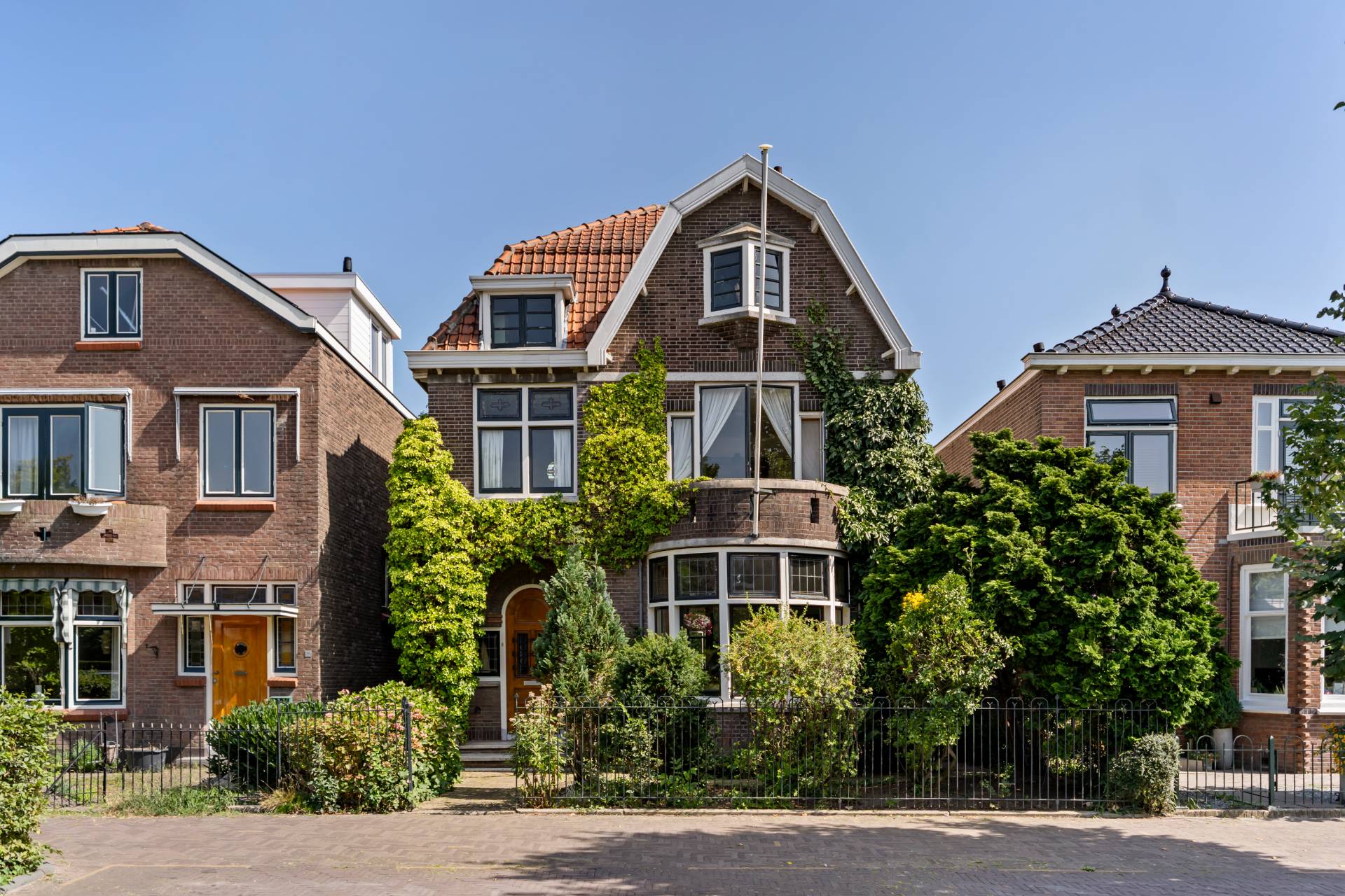 Burgemeester de Bruïnelaan 18 