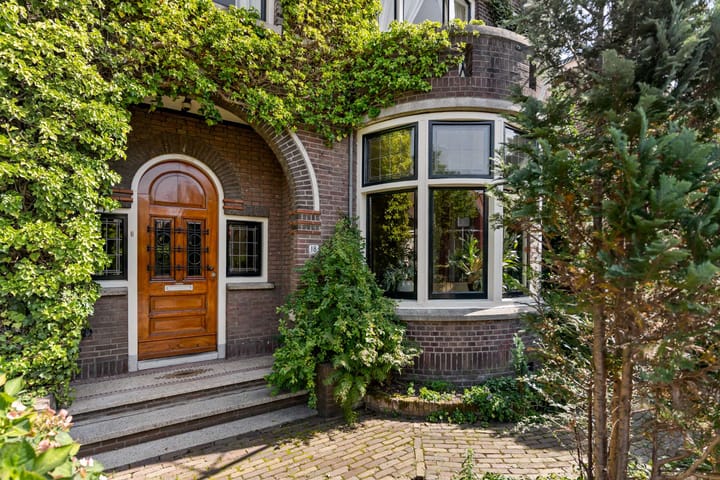 Photo 5 of Burgemeester de Bruïnelaan 18