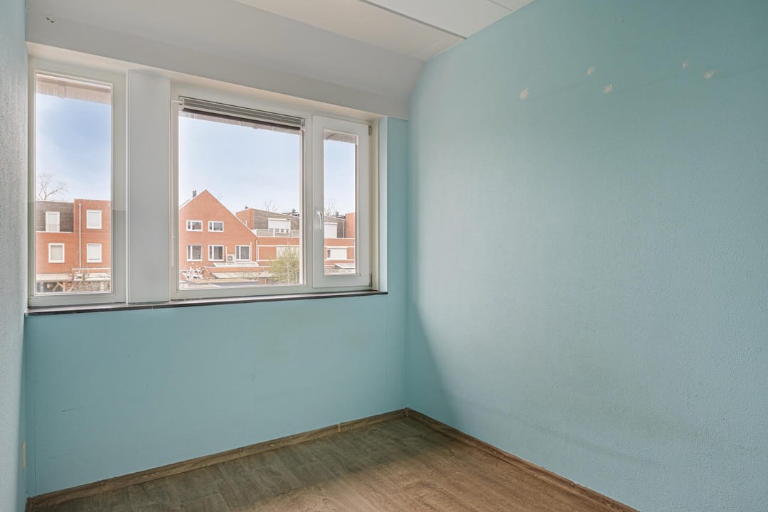 Photo 17 of Bisschop Godschalkstraat 9