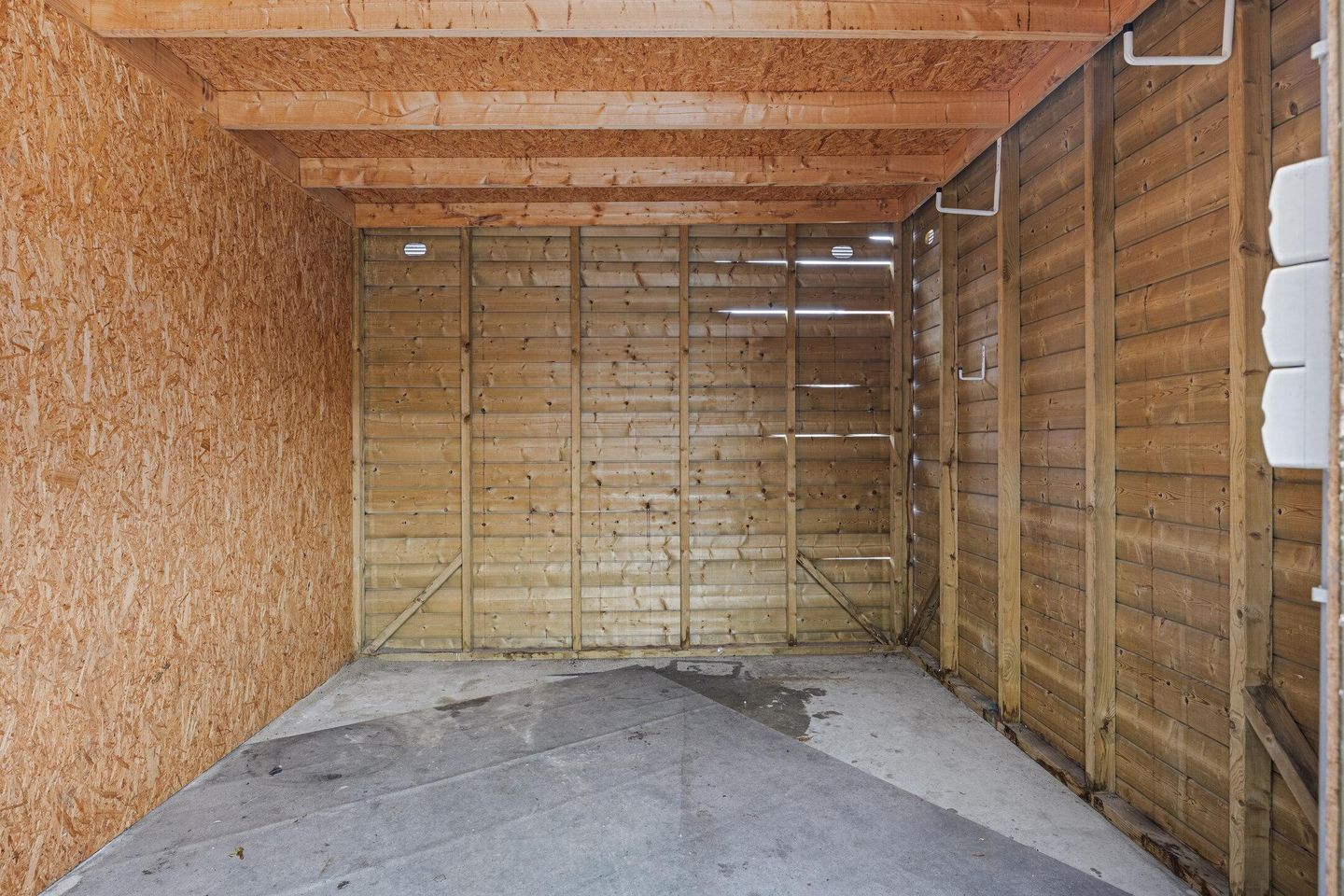 Photo 25 of Bisschop Godschalkstraat 9