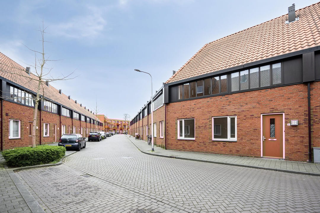 Photo 31 of Bisschop Godschalkstraat 9