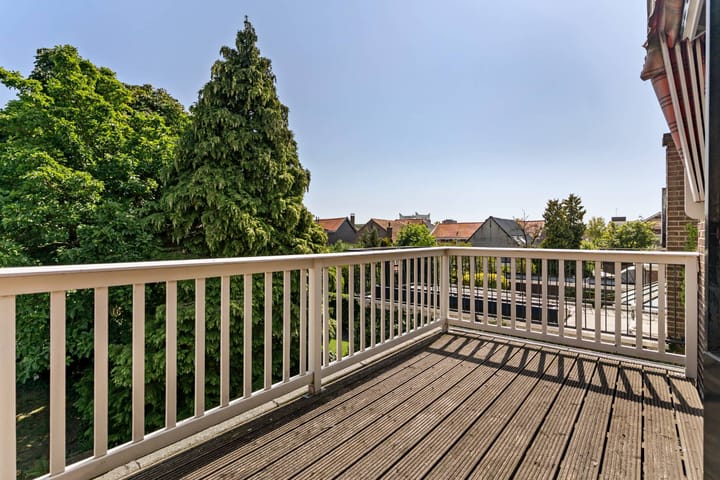 Photo 46 of Burgemeester de Bruïnelaan 18