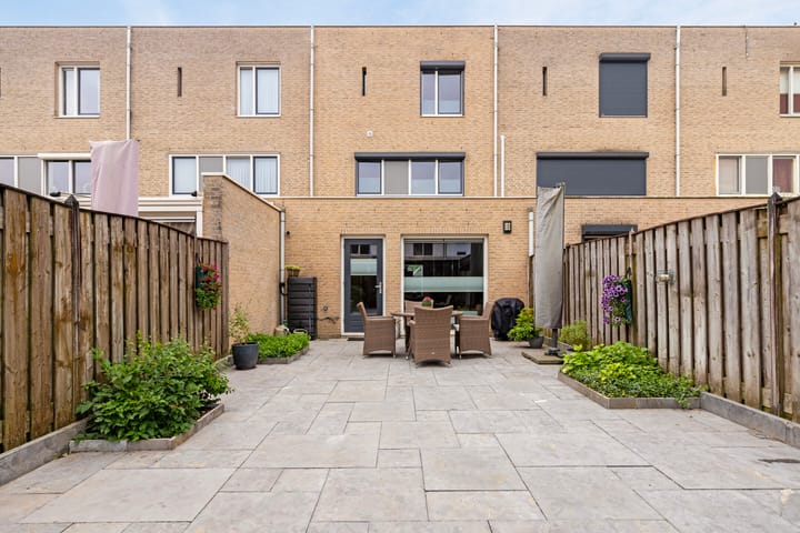 Photo 2 of Pieter Stastokstraat 187