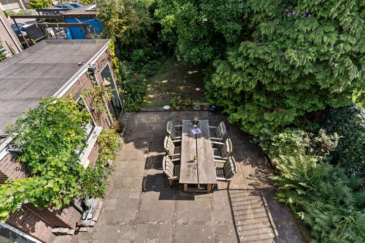 Photo 48 of Burgemeester de Bruïnelaan 18