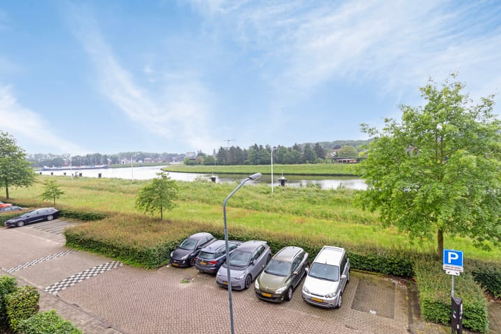 Photo 36 of Pieter Stastokstraat 187