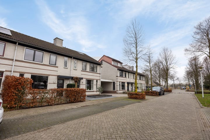 Foto 6 van den Bongerd 35