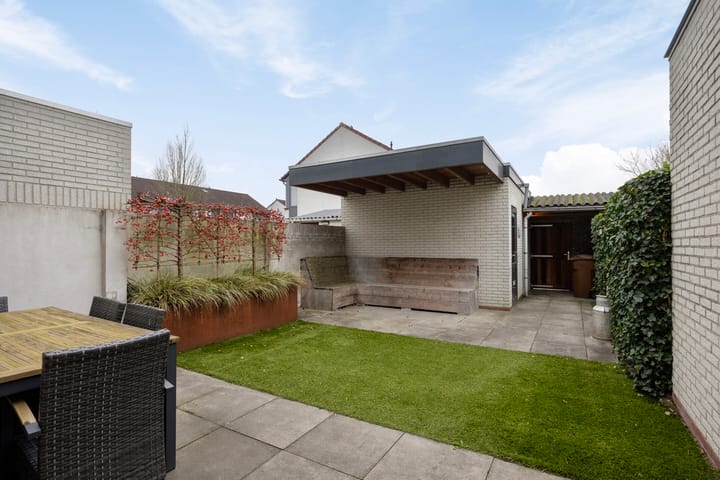 Foto 26 van den Bongerd 35