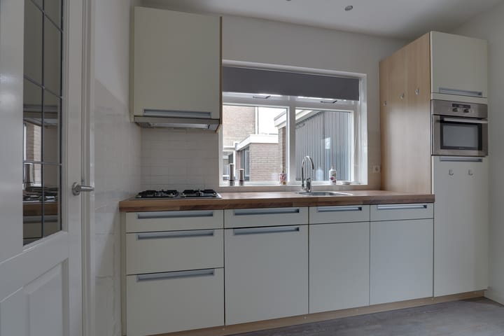 Photo 12 of Eikenlaan 6