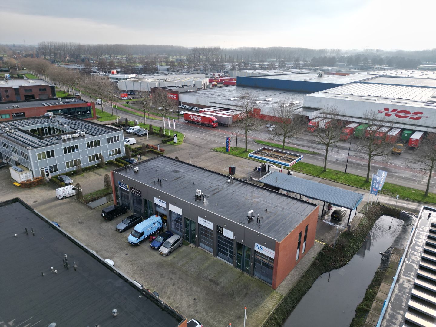 Bekijk foto 3 van Huygensweg 6