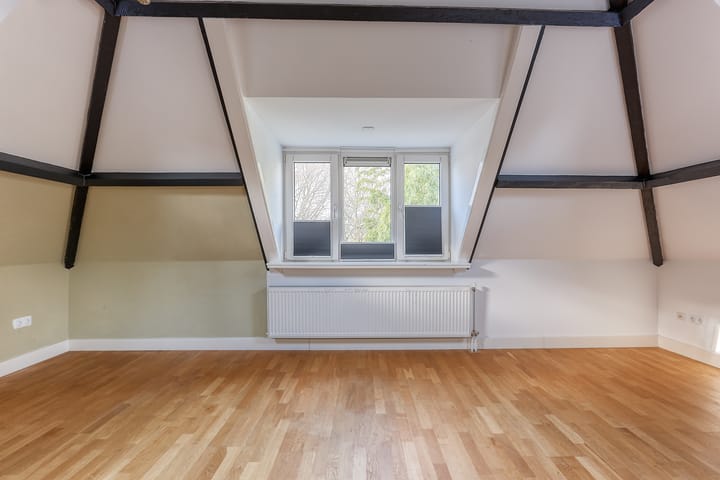 Photo 25 of Pompe van Meerdervoortstraat 2