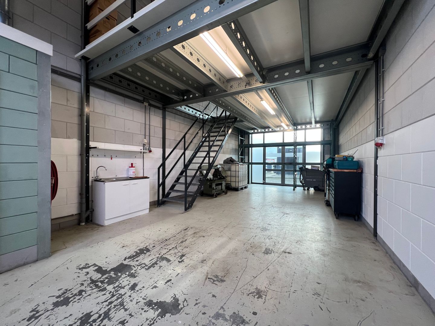 Bekijk foto 4 van Huygensweg 6