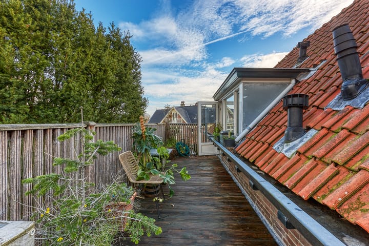 Photo 38 of Pompe van Meerdervoortstraat 2