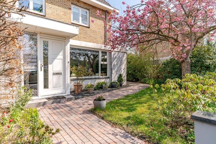 Foto 2 van Anemonenweg 64