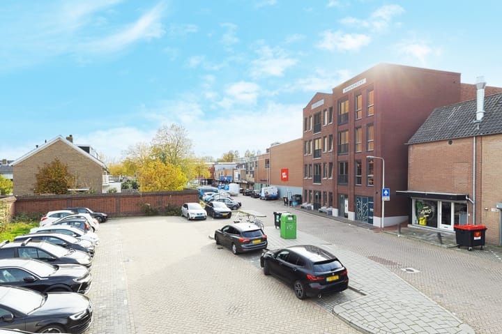 Foto 25 van Onderlangs 30-C