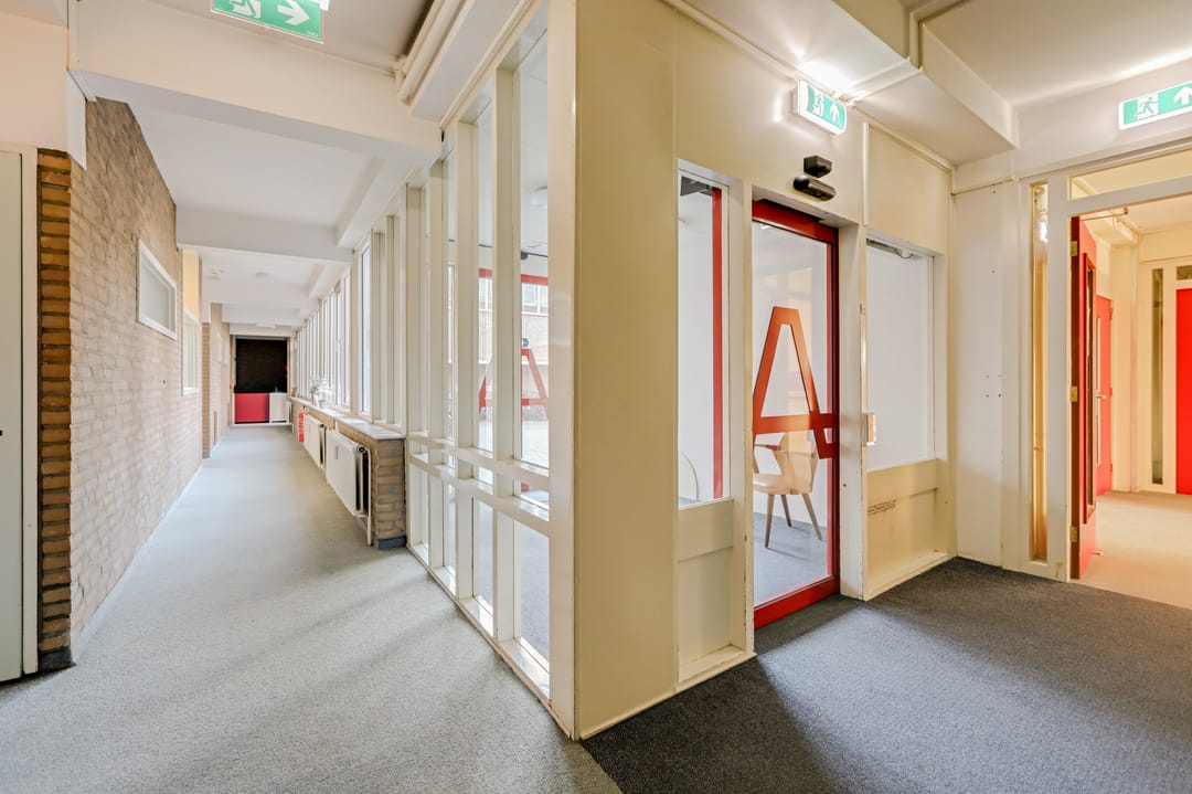 Foto 8 van Stationsplein 42