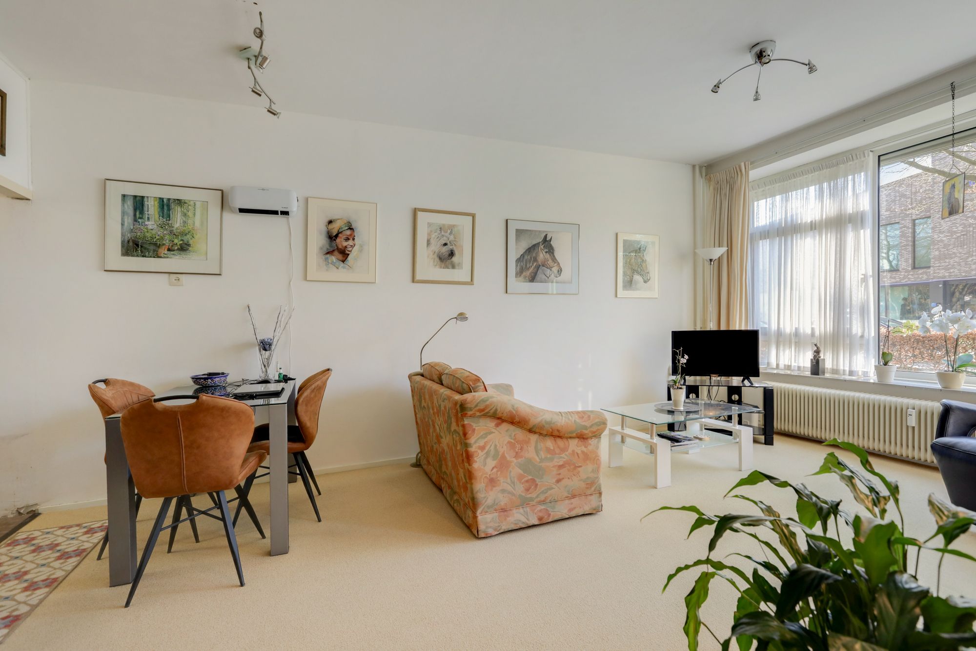 Foto 15 van Stationsplein 42