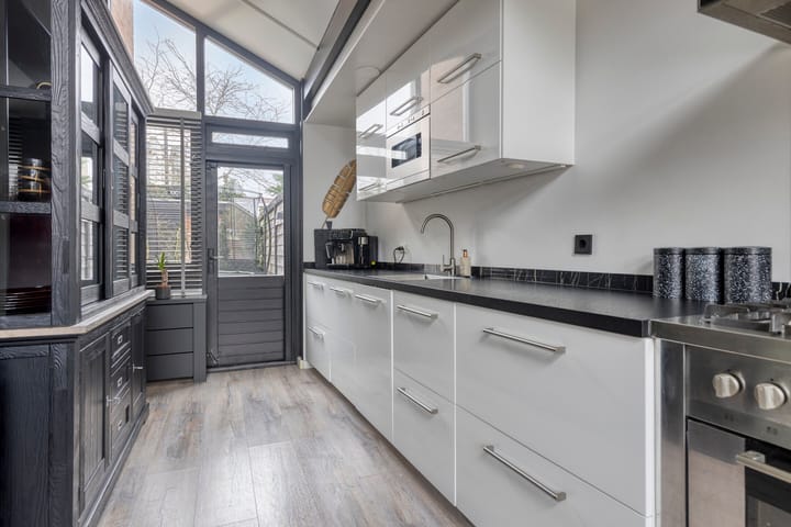 Photo 14 of Hoedemakerlaan 12